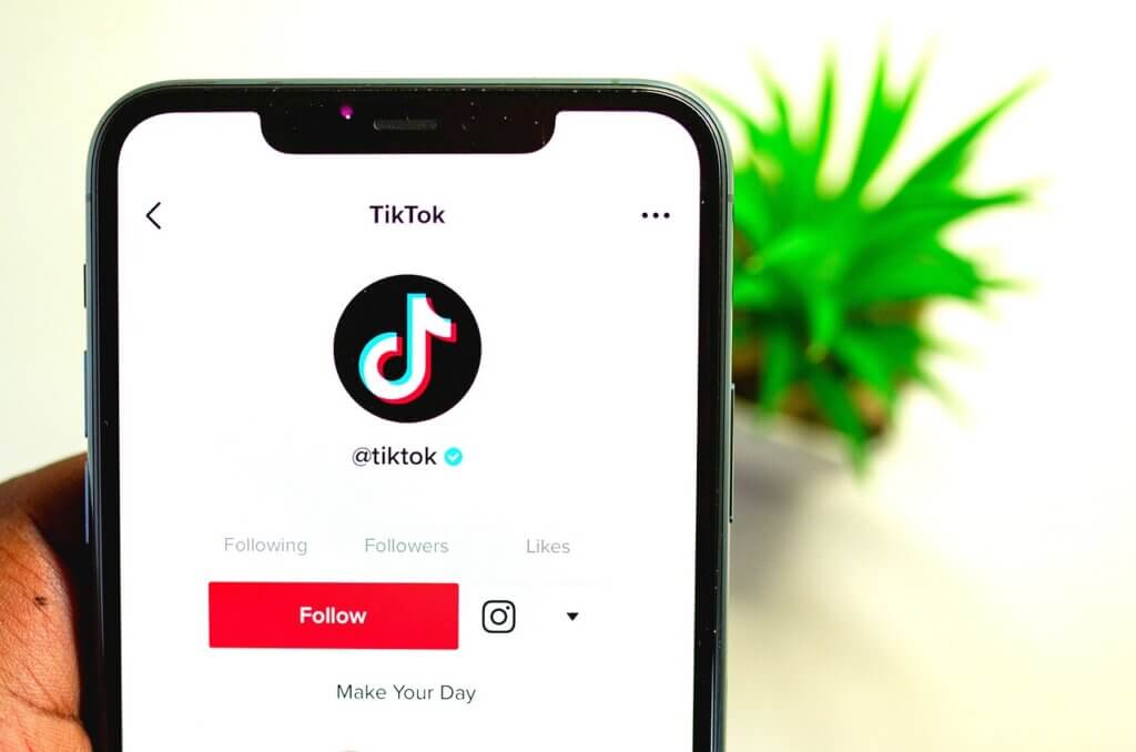 cuánto cuesta anunciar en TikTok Ads